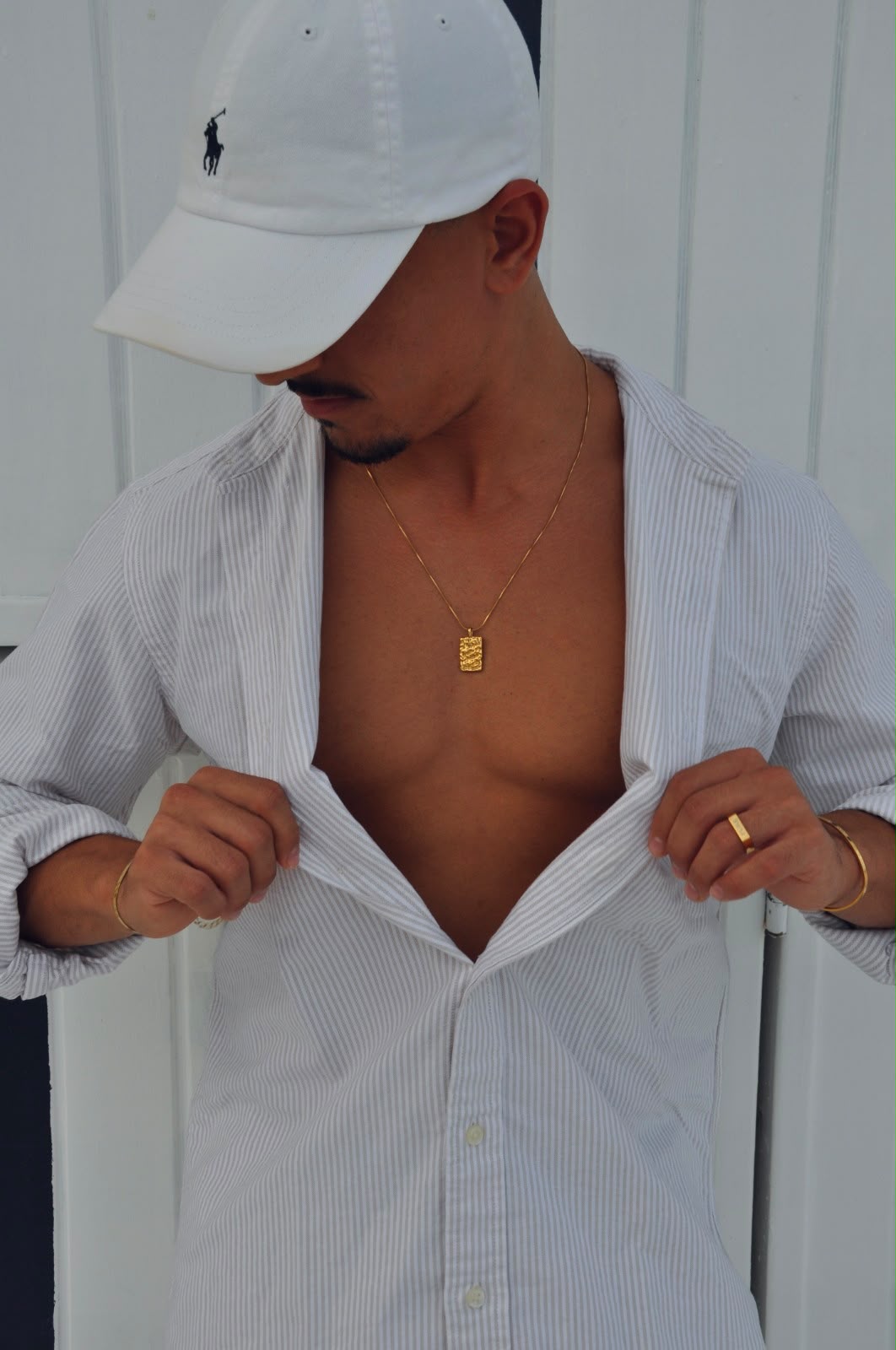GOLD STONE NECKLACE