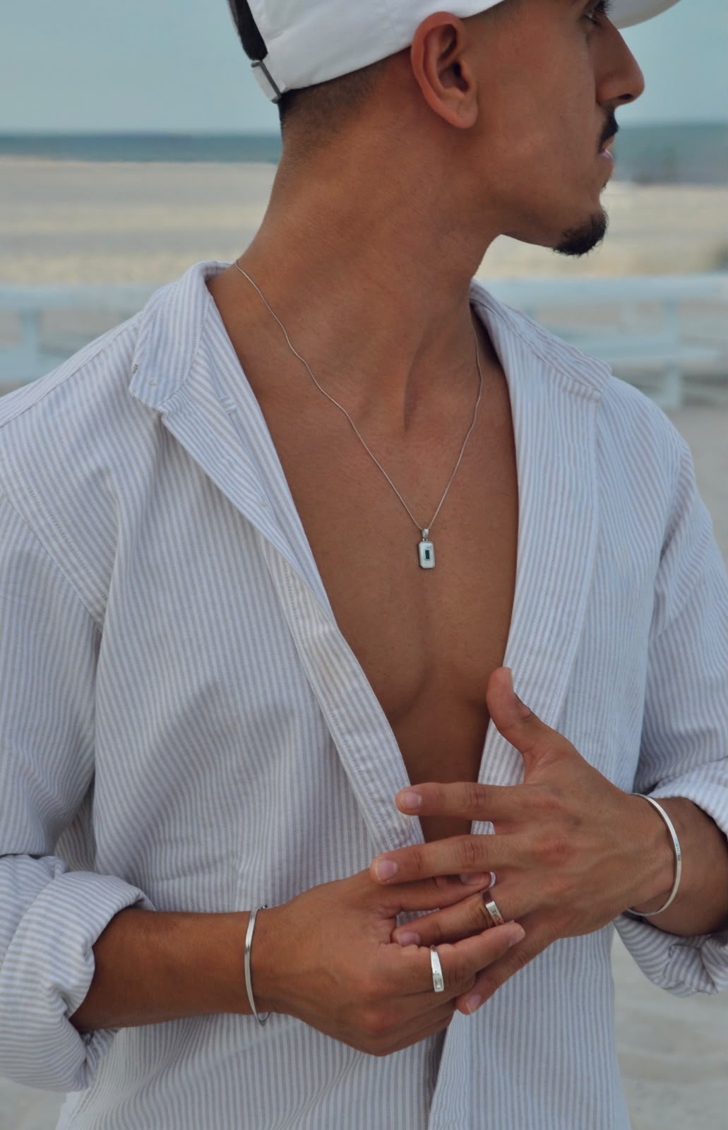 SILVER GREEN ZIRCON NECKLACE